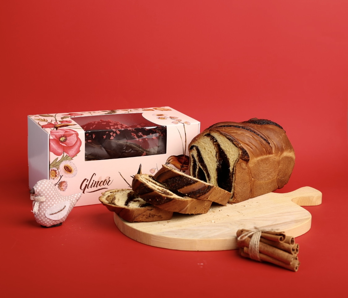 Rulada primăverii cu umplutură
de ciocolată și cocos